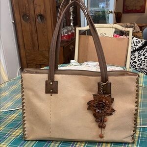 Chic Cream Leather Tote with Floral Charm